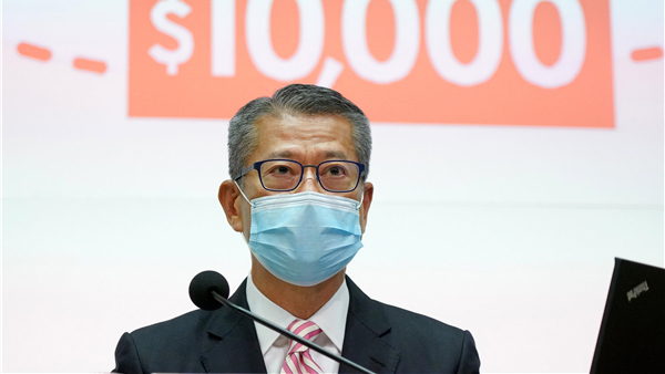 政府提前下周一派1萬元 430萬名6月底電子登記市民先收款