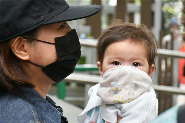 【財經縱橫】疫情肆虐 醫生難撈