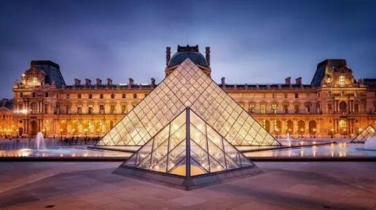 卢浮宫将重新开放