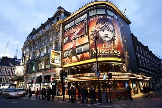 英国向文艺界“输血”15.7亿英镑，维持文化机构运转