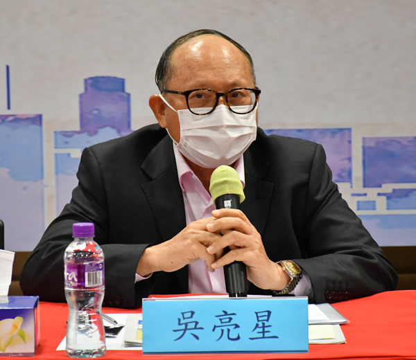 吳亮星：需要強力管治