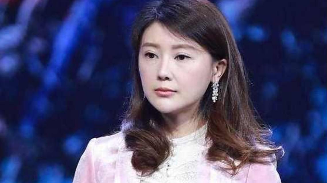 贾跃亭妻子甘薇被限制出境 涉执行标的5.33亿余元