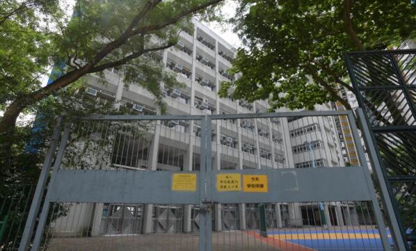 本港新冠肺炎本地感染個案急升 中小學幼稚園提前放假