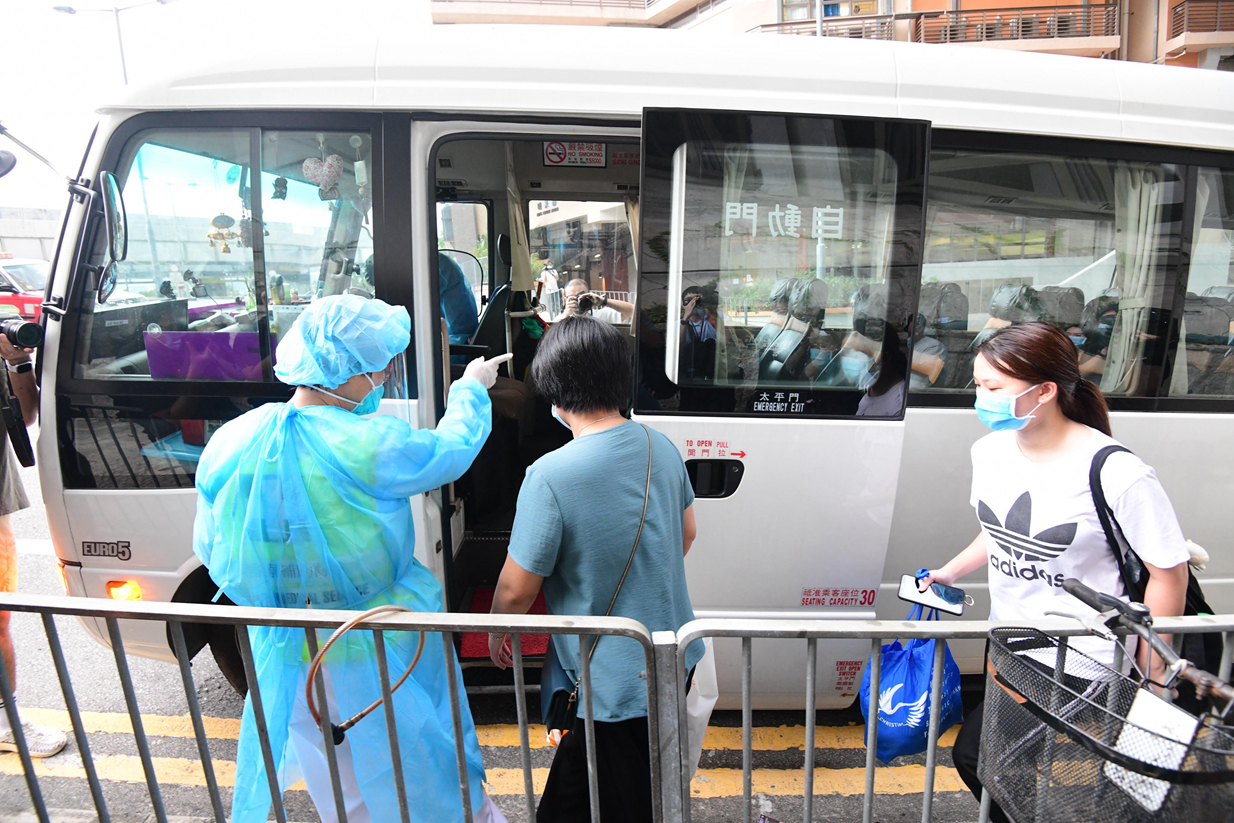 港昨日新增32宗本地個案 9宗未找到感染源頭