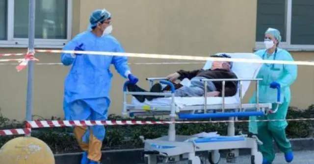 美国新增确诊病例超6.5万例 累计逾322万例