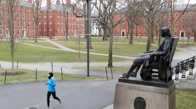 留學生新政被痛批 ICE更改簽證規定