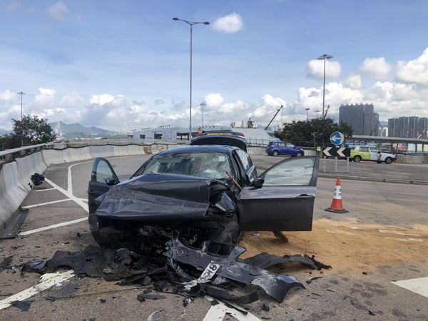 九龍发生3宗車禍 共釀9人傷