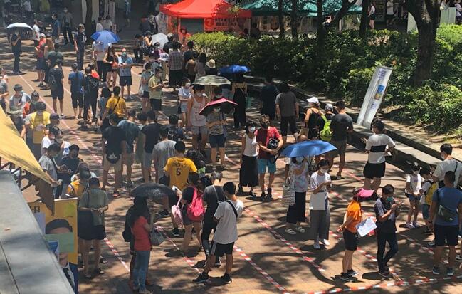 梁振英：民主派「初选」只是凭声势造王