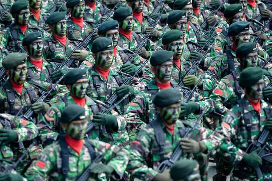 印尼一军校暴发集体感染：近1300人新冠检测阳性