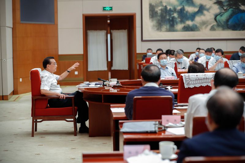 总理座谈会释放中国经济三大信号