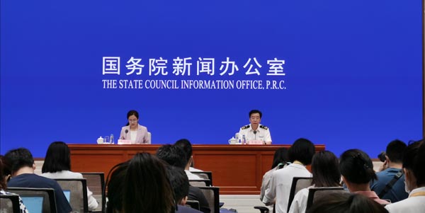 海關總署：上半年外貿進出口好於預期