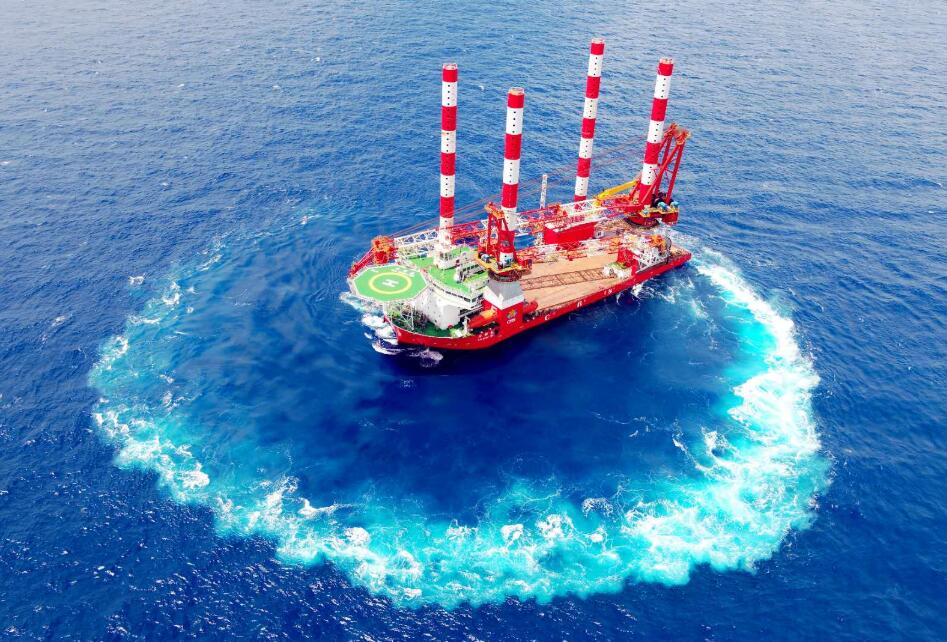 國內首艘插銷式打撈船「華祥龍」號順利試航