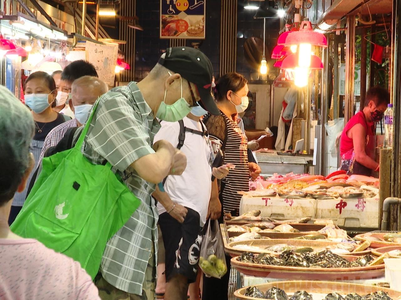 九龍12街市加強消毒