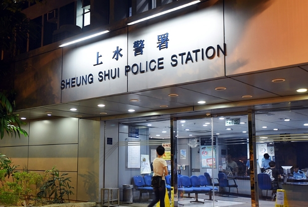 警方拘捕一名43歲女子 涉以貓籠虐打2名女兒