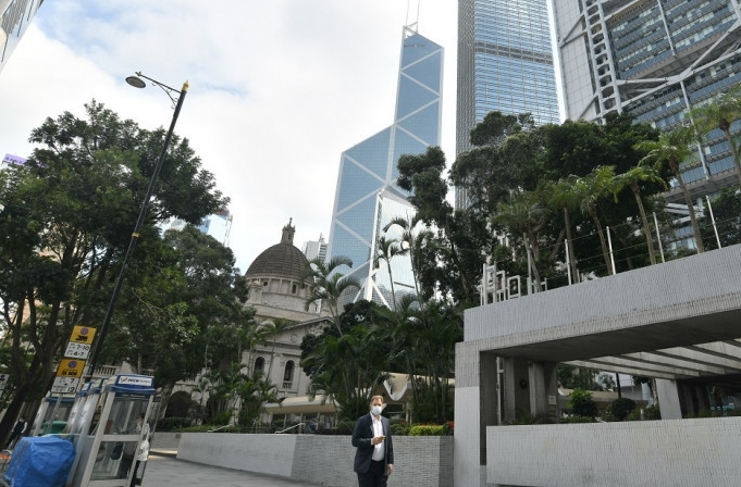 消息指多家大行審查客戶政治聯繫