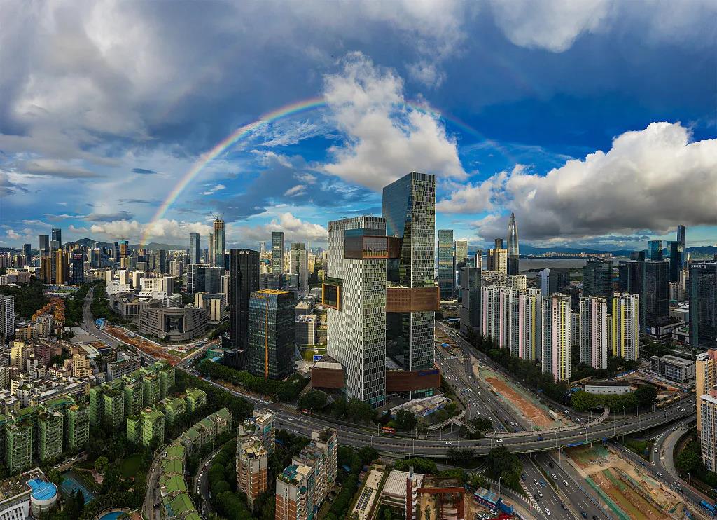 深圳经济“半年报”出炉！从负6.6%到正0.1%，如何做到的？
