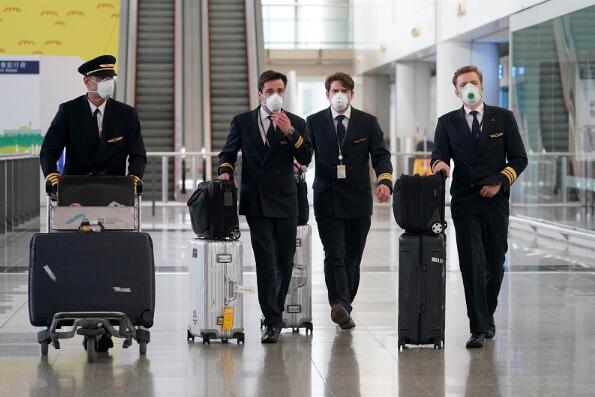 何栢良：邊境檢疫措施仍寬鬆 應檢控違令機組