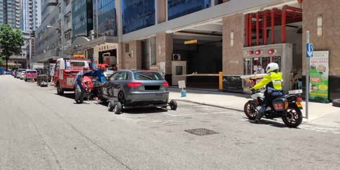 警方西九龍打擊違泊 派3789張牛肉乾