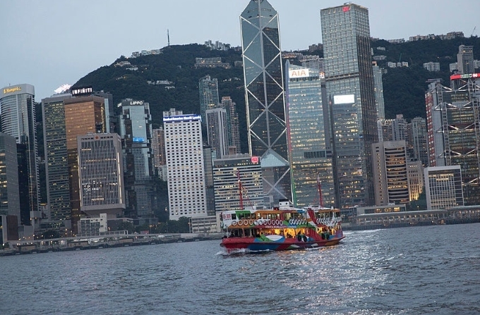 高盛下调香港第三季经济预测至收缩5.3% 