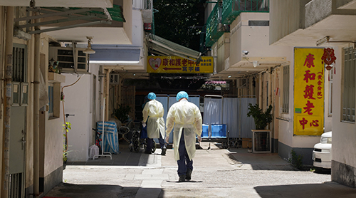 何栢良：全民檢測须「禁足令」配合