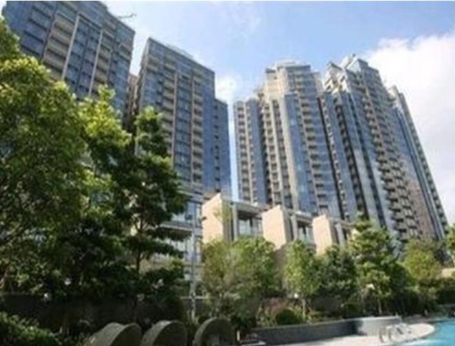 美聯料8月二手樓交投跌兩成