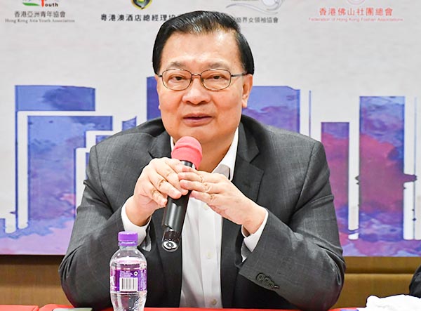 政商界同聲：延後選舉最利市民