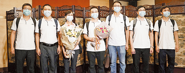 內地先遣隊抵港戰疫 本港所有檢測樣本不送內地