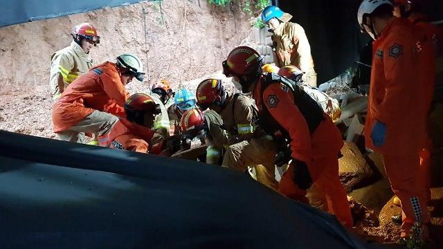 韩国连续暴雨已造成6死8失踪