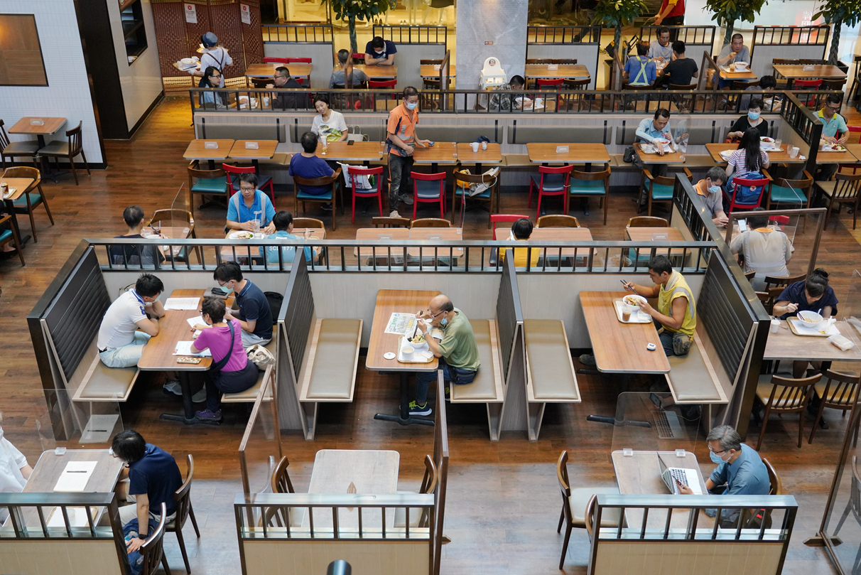 本港食肆次季总收益下跌25.9%