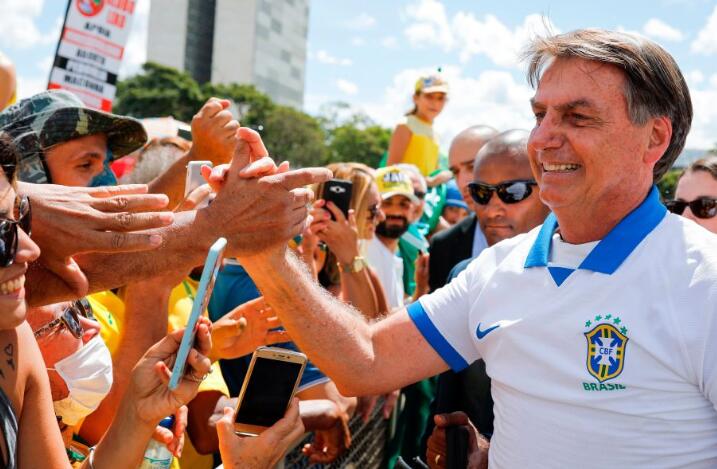 全球确诊超1843万例  巴西内政部长感染