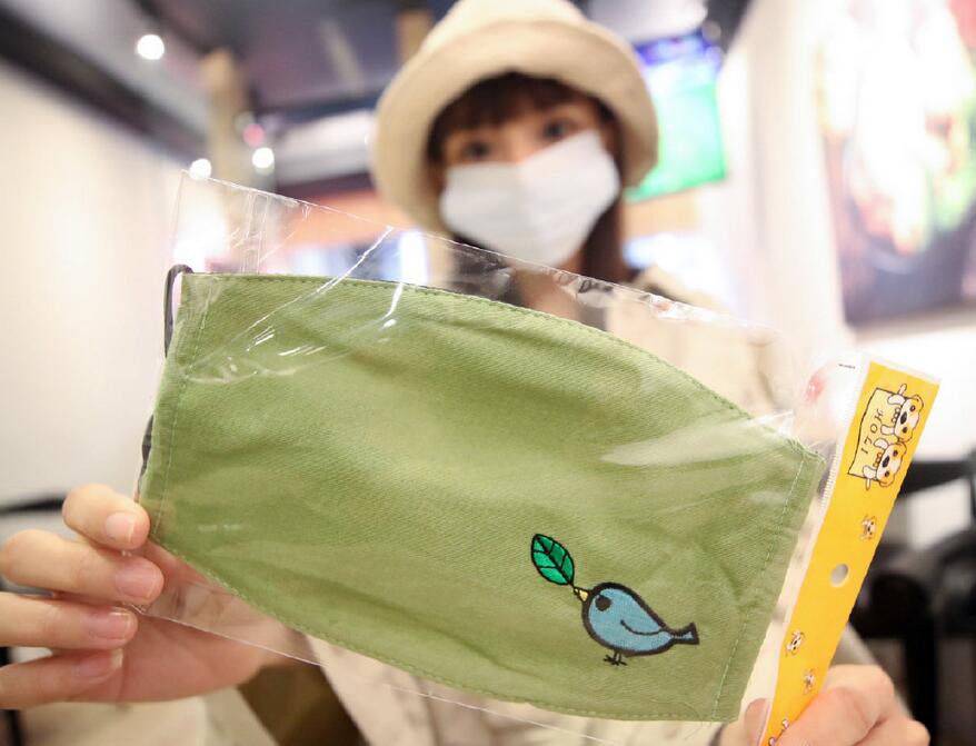 研究指布口罩也有助減少新冠病毒傳播