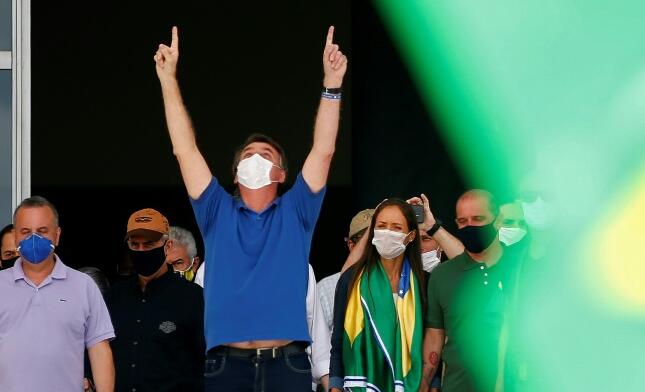 巴西总统府总秘书处部长确诊 係该国第8位染疫部长