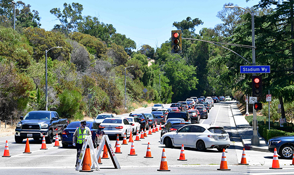 美國日均新冠檢測量不增反減