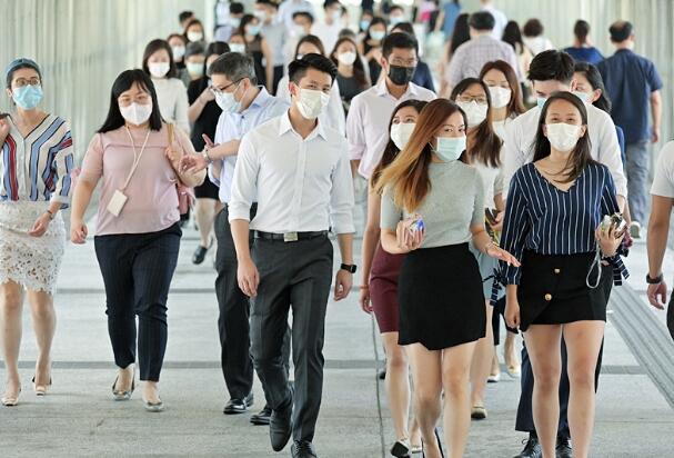 疫情嚴峻 公務員在家工作再延長一周至8.16