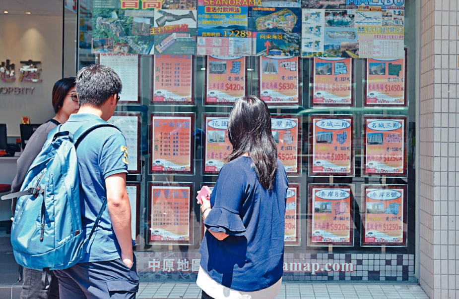 內地生來港無期 港漂宿舍鬧退訂潮
