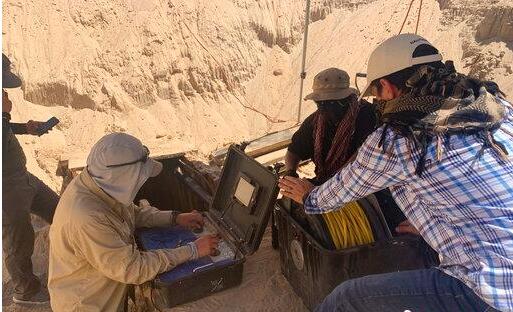 美墨边境发现长400米走私地道