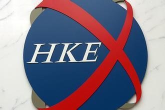 資金換馬舊經濟股 港股再彈逾300點