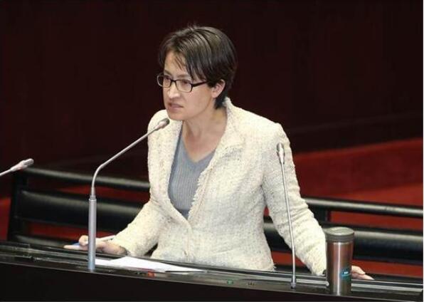 台当局宣称准备购买美国巡航导弹及水雷