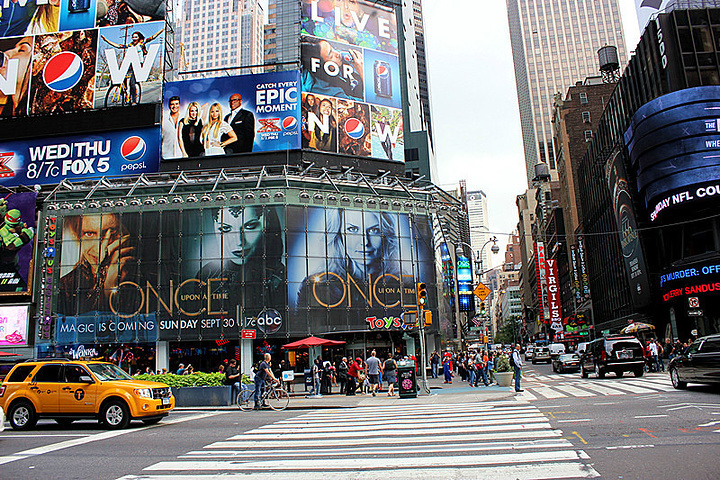 跨國巨企CEO指全球經濟難V彈