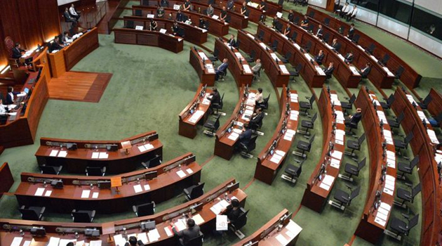 近六成市民支持立會續履職