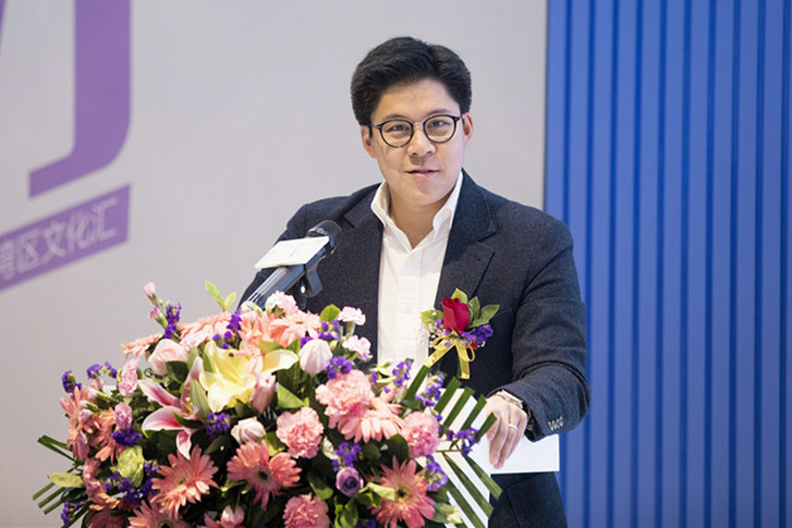 霍启刚梁宏正当选全国青联副主席