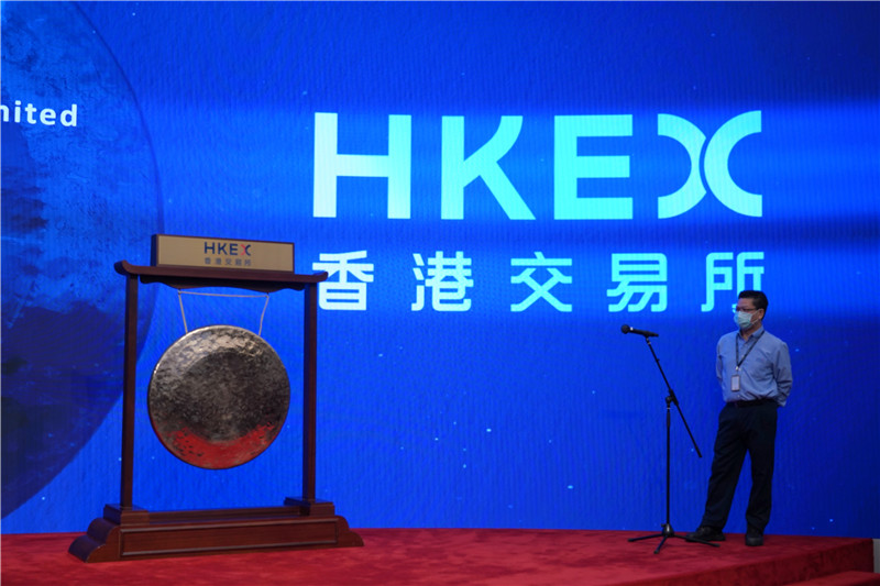 第一上海：港交所目標價升至440港元