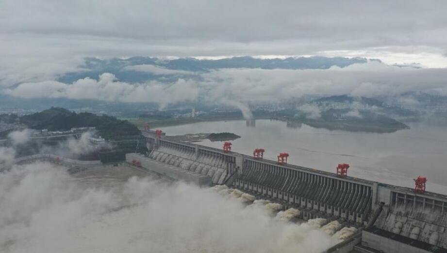 三峡枢纽出现建库以来最大规模洪峰