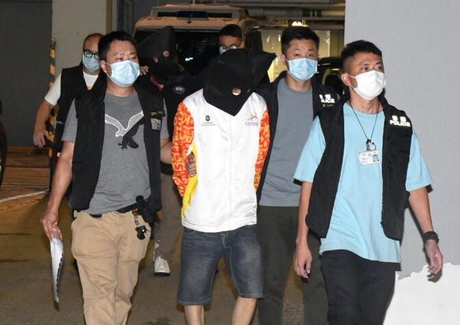 警再拘6 人 涉元朗襲擊事件