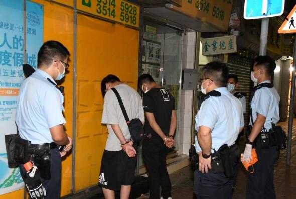 警油麻地截毒品快餐車 拘2男檢7克K仔