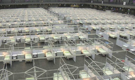 亞博治療中心增設千張病床