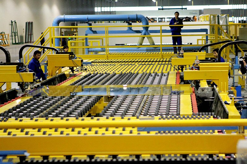 福耀玻璃上半年少賺36% 汽車業面臨負增長風險