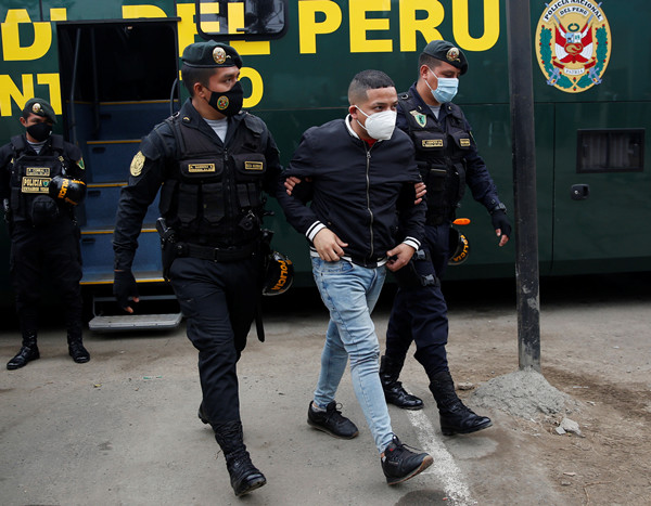 秘魯發生踩踏事件 被拘者中15人感染新冠