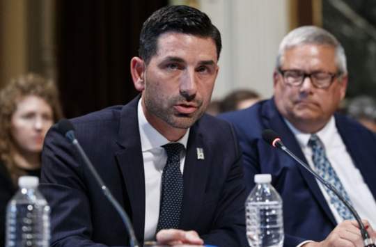 特朗普要求大选期间执法人员驻守投票站被拒