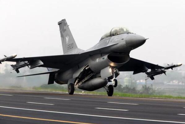 台媒：台湾军购现300亿资金缺口 或继续扩大